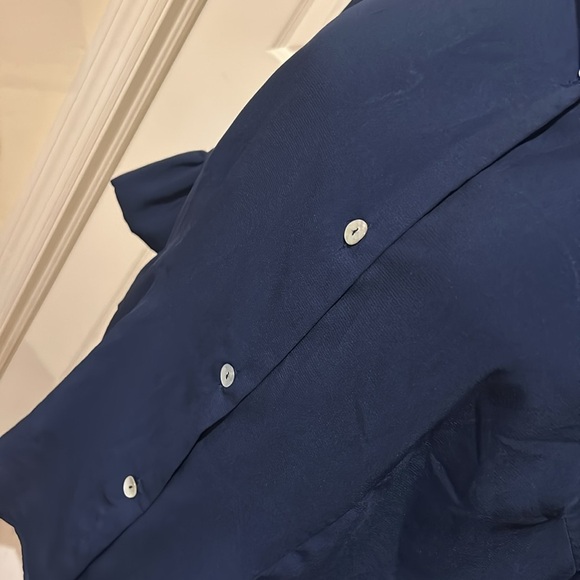 Gretchen Scott Small button down. 3/4 bell sleeve. Fitted - Picture 6 of 12